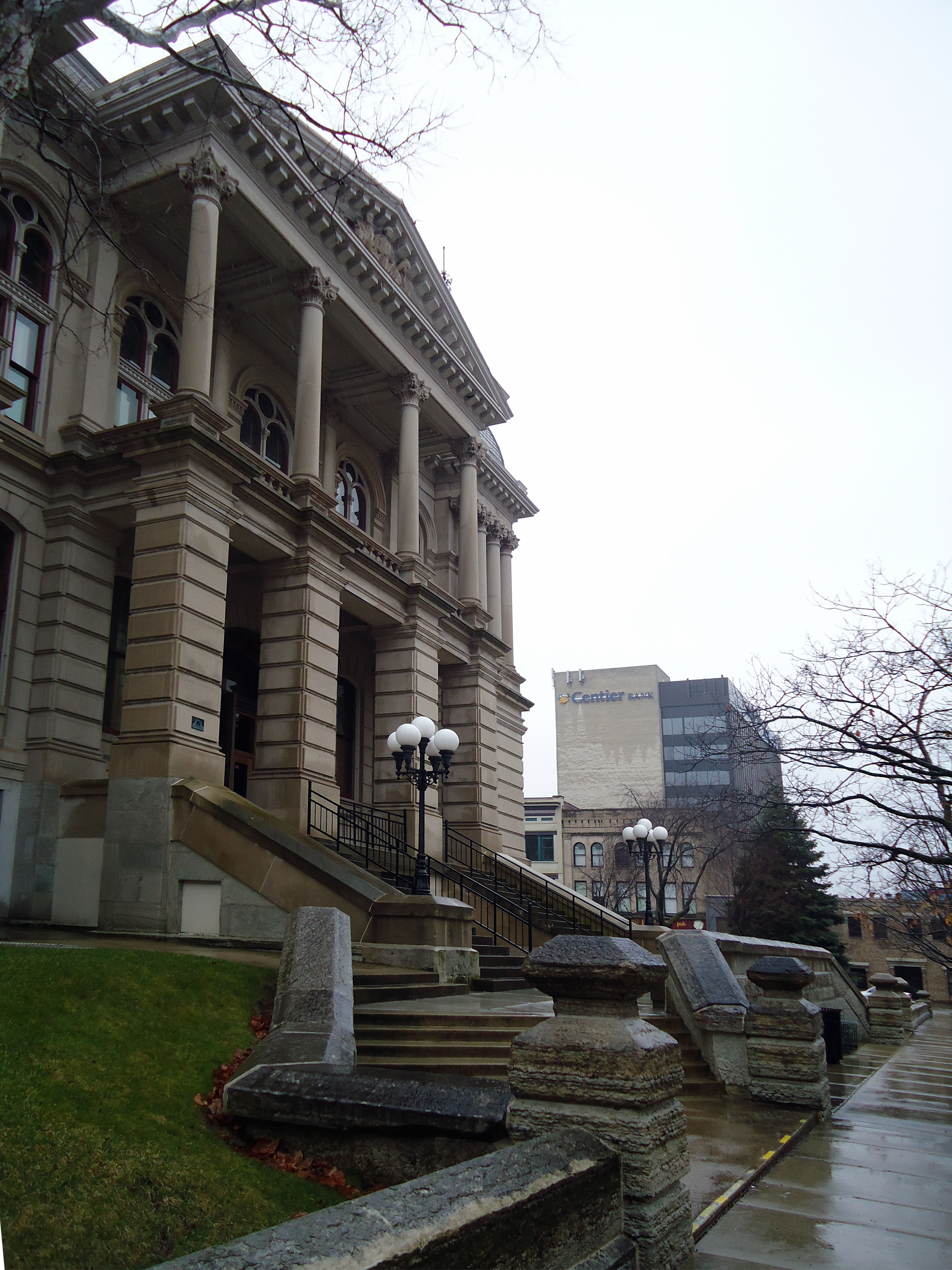The Tippecanoe County Courthouse in Indiana (1884-) | Hiding in Plain Sight